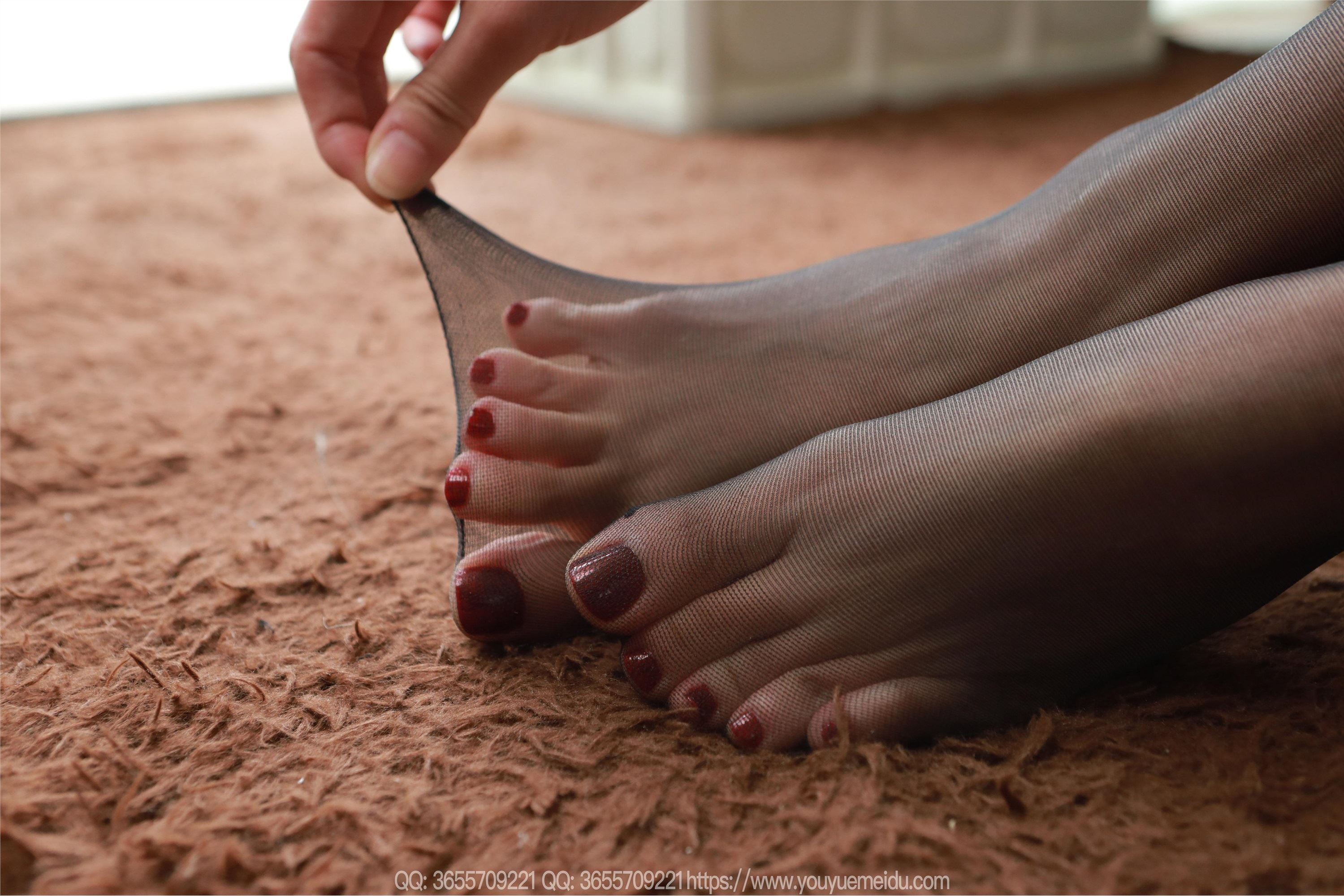 IESS异思趣向  2025.04.18 丝享家 2031 团团《细腿黑丝》